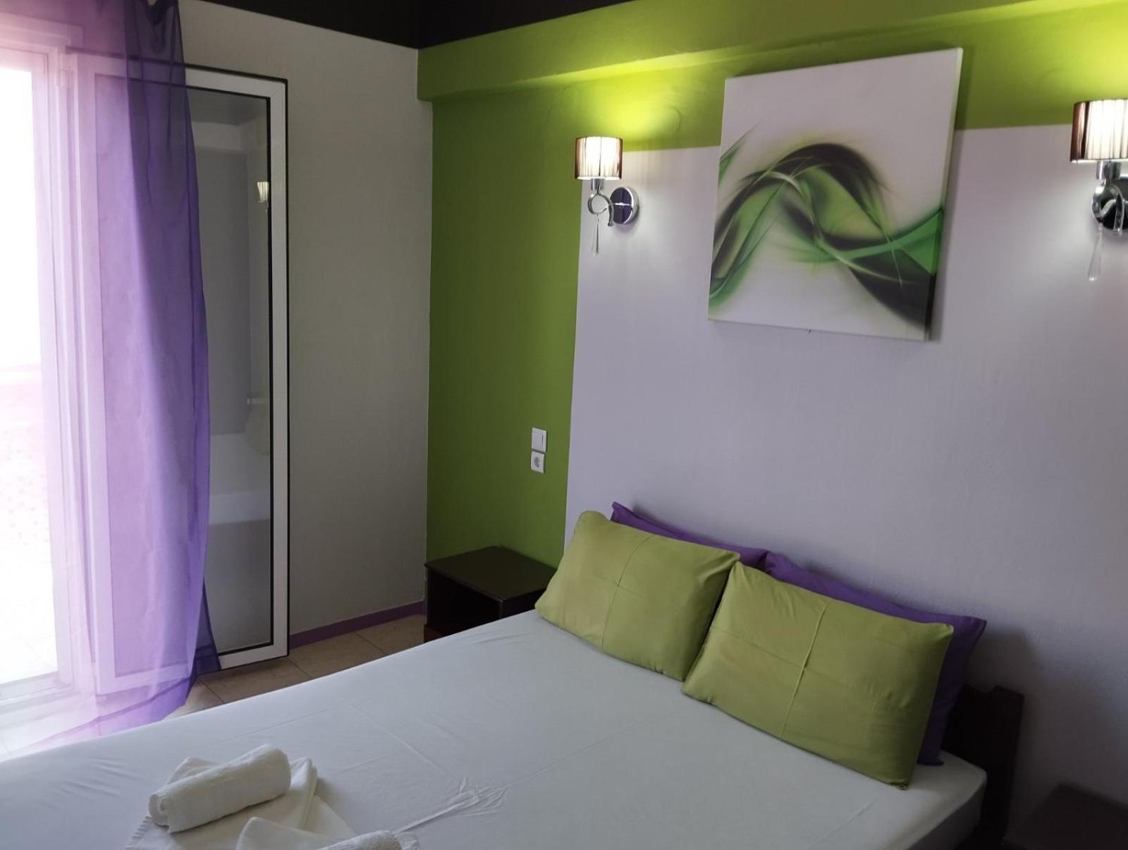 Hotel Neon Astron Kaména Vúrla Kültér fotó